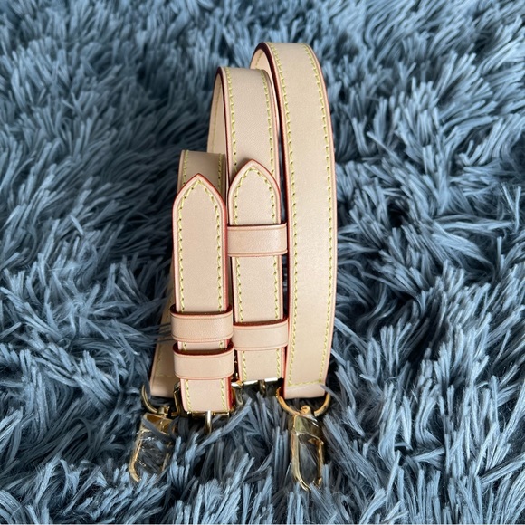 ✨SOLD✨Genuine vachetta strap - Picture 3 of 3